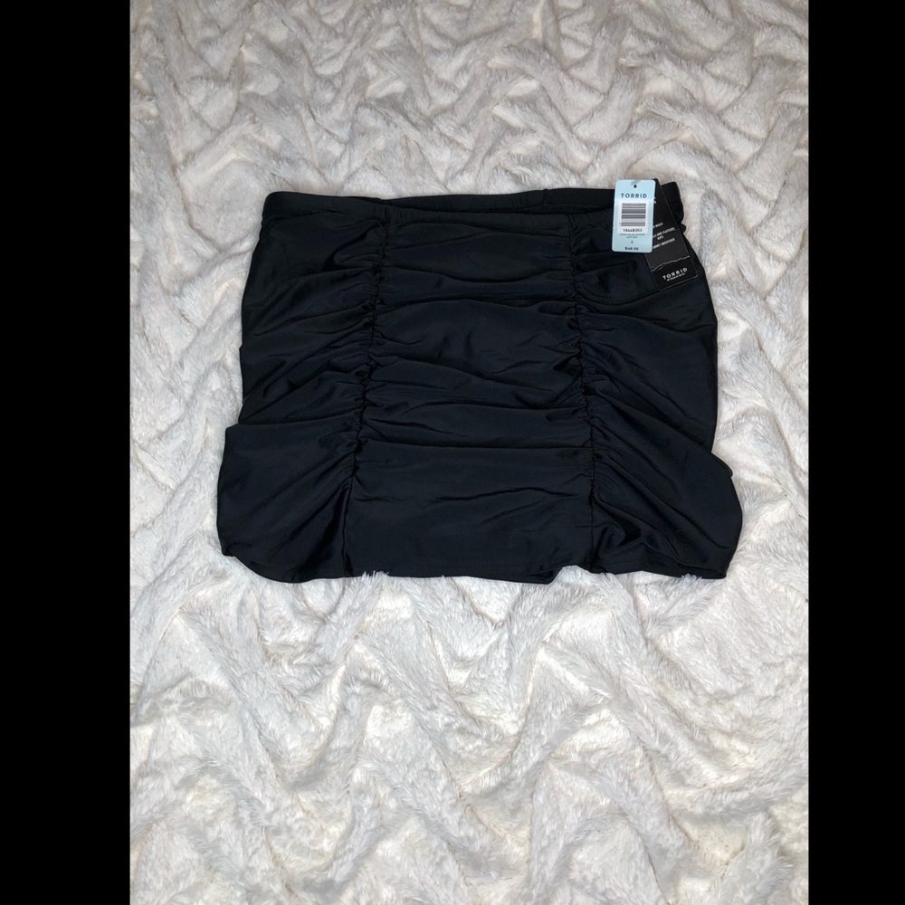 Plus size skirt swimsuit bottoms